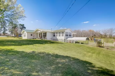 Exterior - 2565 Sylvia Rd, Dickson, TN 37055 photo 2 of 13