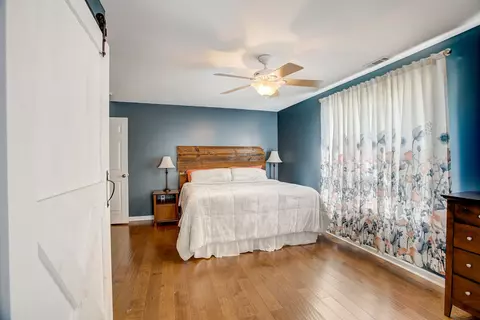 Bedroom - 2565 Sylvia Rd, Dickson, TN 37055 photo 2 of 7