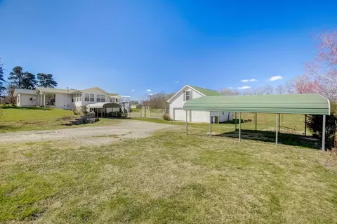 Exterior - 2565 Sylvia Rd, Dickson, TN 37055 photo 3 of 13