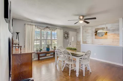 Dining - 2565 Sylvia Rd, Dickson, TN 37055 photo 1 of 1