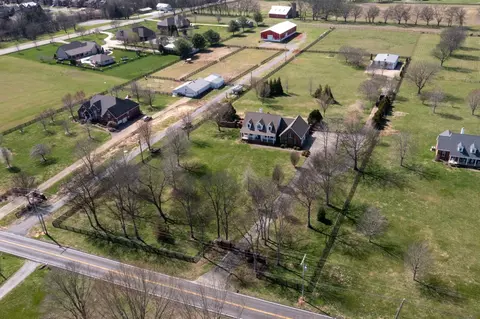 129 Upper Station Camp Creek Rd, Gallatin, TN 37066
