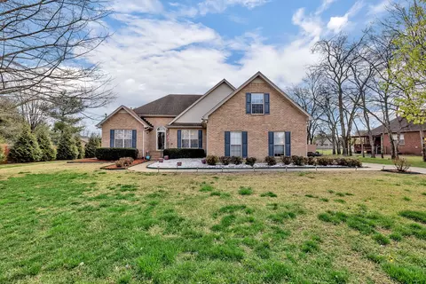 209 Fieldstone Dr, Murfreesboro, TN 37127