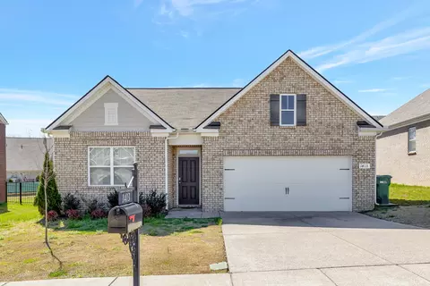 1413 Marigold Dr, Spring Hill, TN 37174