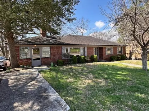 419 W Main St, Mcminnville, TN 37110