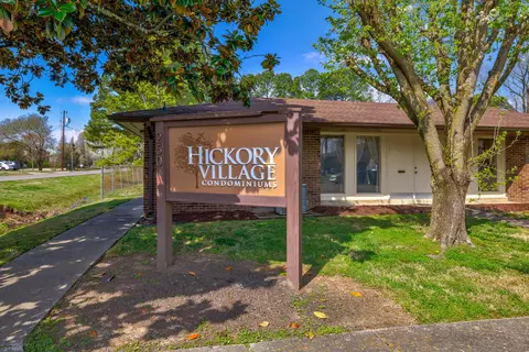 250 Donna Dr #2B, Hendersonville, TN 37075
