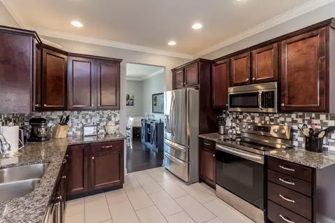 7638 Maplehurst Dr, Ooltewah, TN 37363 photo 3
