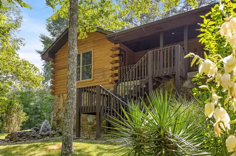 860 Lakeview Dr, South Pittsburg, TN 37380