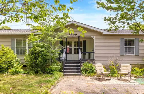 3209 Plaza Cir, Chattanooga, TN 37419