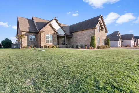 1402 Rhonda Dr, Christiana, TN 37037