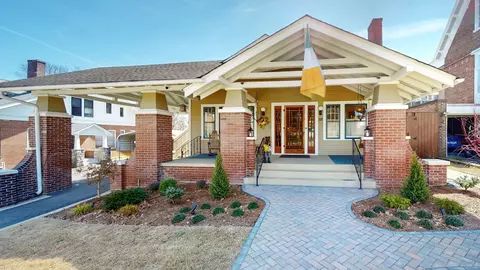 203 Maple St E, Fayetteville, TN 37334