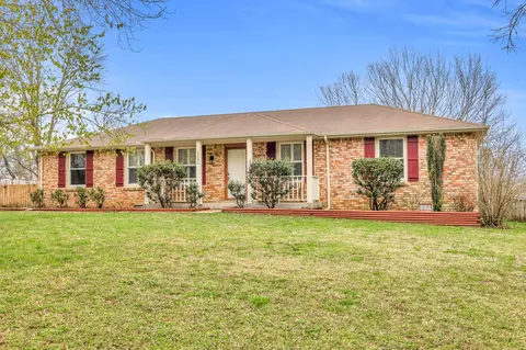 1290 Slayden Cir, Clarksville, TN 37040