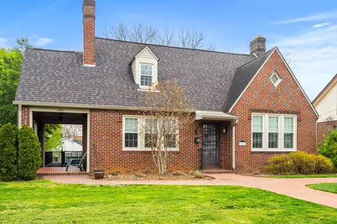 322 Walnut St, Springfield, TN 37172 photo 2