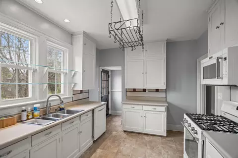 322 Walnut St, Springfield, TN 37172 photo 9