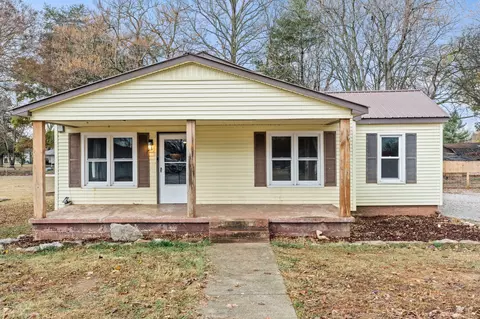 109 Walnut St, Cowan, TN 37318