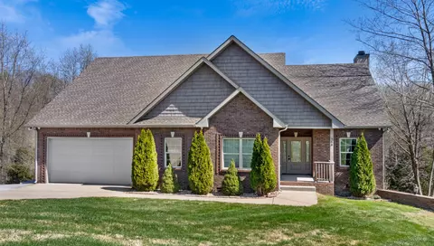 968 Ernest Stewart Dr, Clarksville, TN 37042