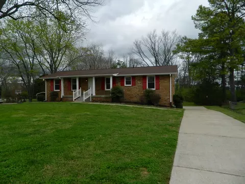 107 Lakeside Park Ct, Hendersonville, TN 37075