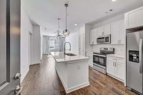 1677 54th Ave N #206, Nashville, TN 37209