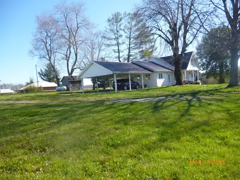 4857 Highway 48 N, Nunnelly, TN 37137