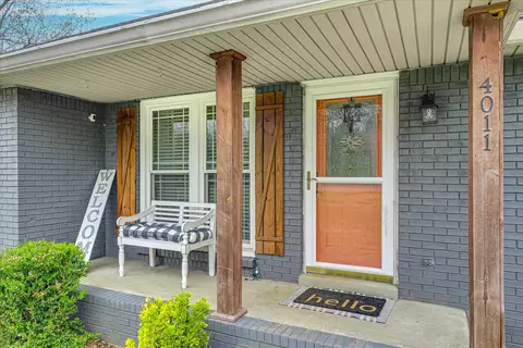 4011 Apple Rd, Clarksville, TN 37043