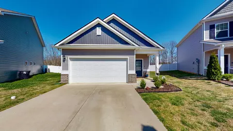 349 Geneva Ln, Columbia, TN 38401