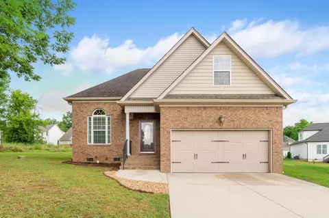 7130 Avonlea Ln, Chattanooga, TN 37421