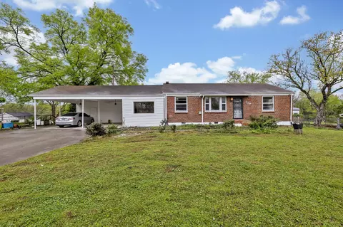 319 Luna Dr, Nashville, TN 37211