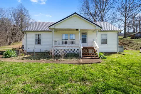 753 Long Creek Rd, Dover, TN 37058