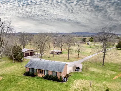 357 Walnut Grove Rd, Lebanon, TN 37090