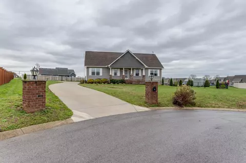 285 Executive Ct, Manchester, TN 37355