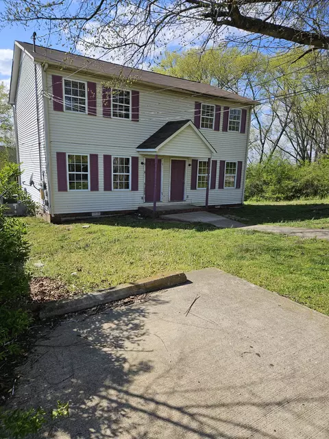 1406 School St W, Columbia, TN 38401