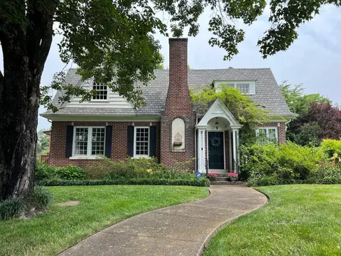 1807 Crestwood Dr, Chattanooga, TN 37415