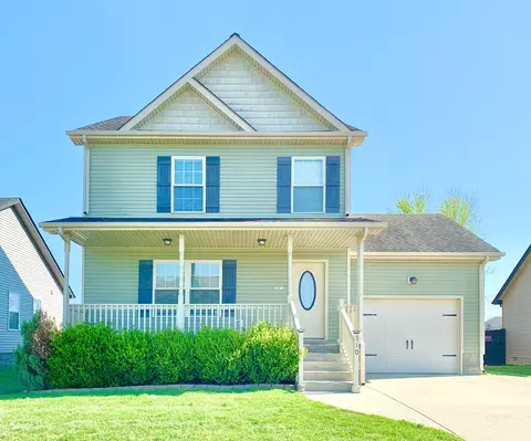 510 Falkland Cir, Clarksville, TN 37042