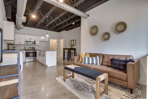 293 Plus Park Blvd #105, Nashville, TN 37217