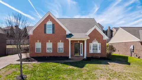270 Cobblestone Lndg, Mount Juliet, TN 37122