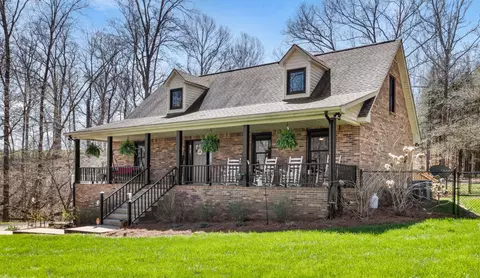 Exterior - 340 Batson Rd, Cunningham, TN 37052 photo 5 of 17