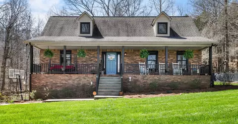 Exterior - 340 Batson Rd, Cunningham, TN 37052 photo 4 of 17