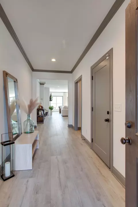Entry Way - 511 Mcchrystal Dr, Murfreesboro, TN 37129 photo 2 of 6