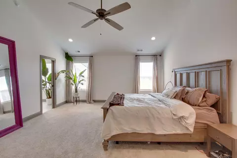 Bedroom - 511 Mcchrystal Dr, Murfreesboro, TN 37129 photo 1 of 6