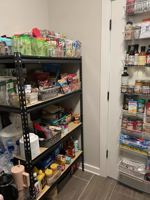Kitchen - 3716 Baggett Rd, Springfield, TN 37172 photo 6 of 7