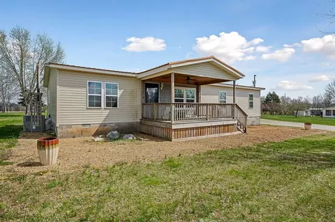 3745 Pollard Rd, Walling, TN 38587 photo 3