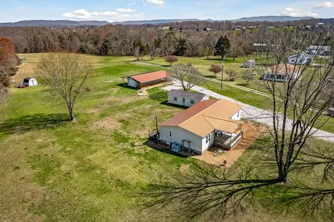 3745 Pollard Rd, Walling, TN 38587 photo 5