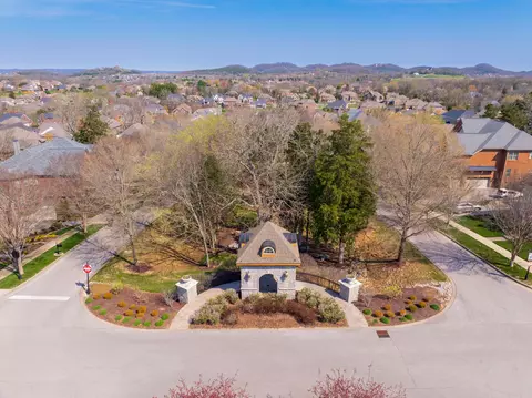 View/Area - 401 Malcolm Dr, Franklin, TN 37067 photo 6 of 11