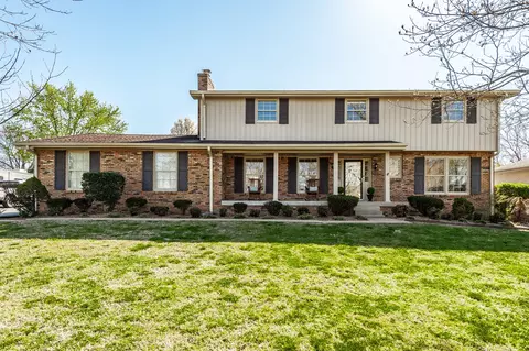 2718 Meadow Rose Dr, Nashville, TN 37206