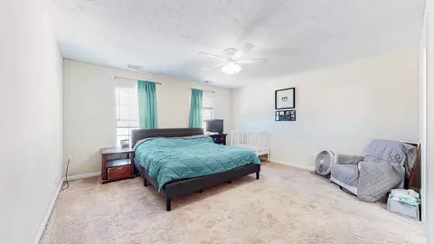 Bedroom - 1011 Hickory Pointe, Dickson, TN 37055 photo 2 of 5