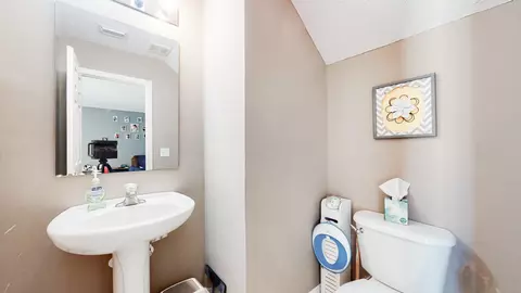 Bath - 1011 Hickory Pointe, Dickson, TN 37055 photo 1 of 4