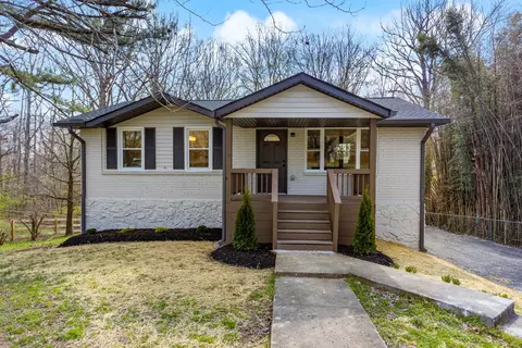 403 Hazel Dr, Greenbrier, TN 37073