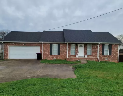 416 Tobacco Rd, Clarksville, TN 37042