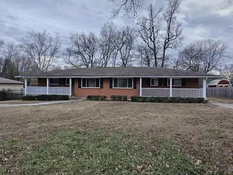 1154 W State Line Rd, Rossville, GA 30741