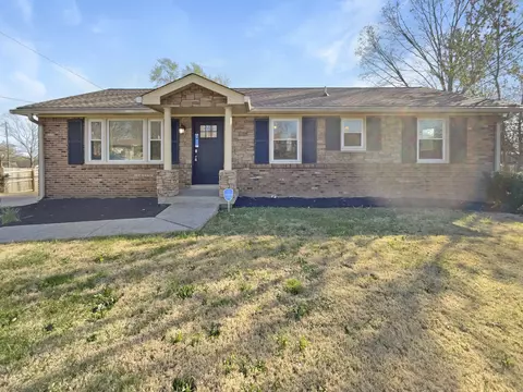 286 Stephanie Dr, Clarksville, TN 37042