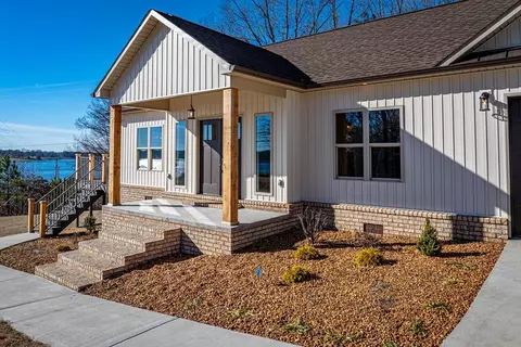 250 Boyds Lndg, Huntingdon, TN 38344